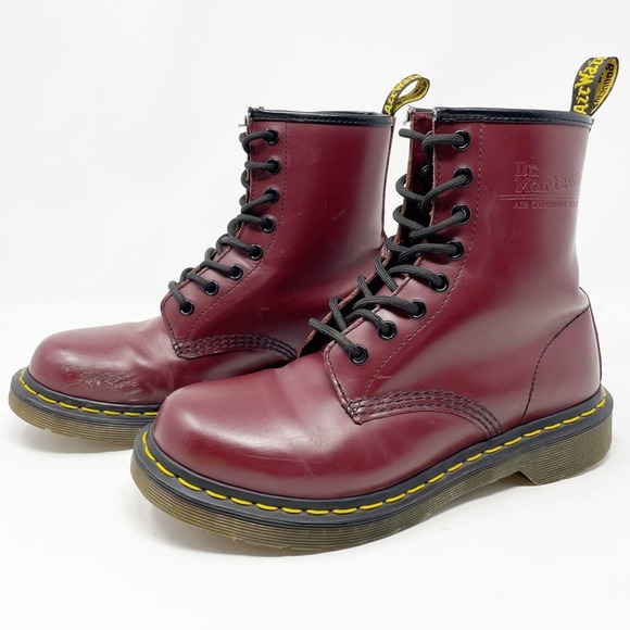 Dr. Martens Shoes - Dr. Martens 1460 Leather Lace Up Combat Boots Size 7